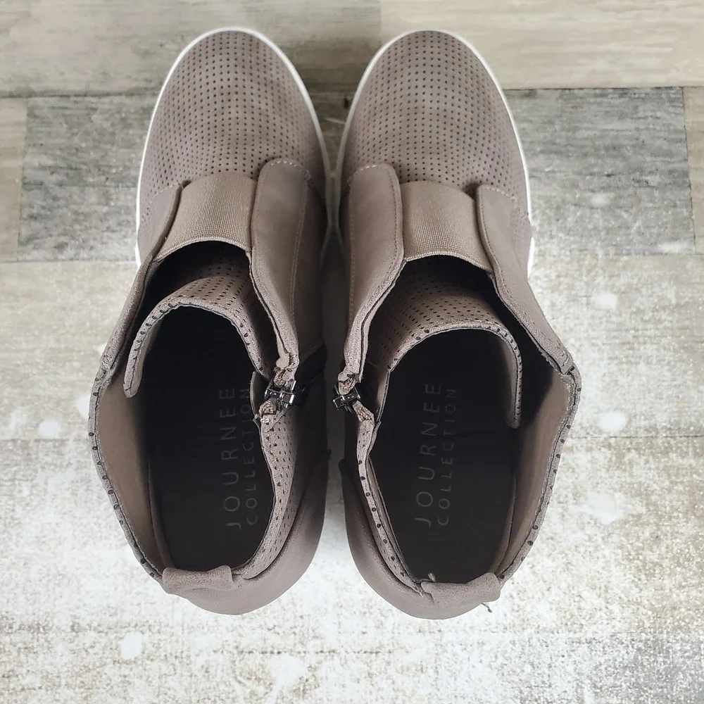 Journee Collection new without
